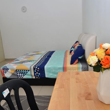 Impianacasa Kluang Homestay מראה חיצוני תמונה
