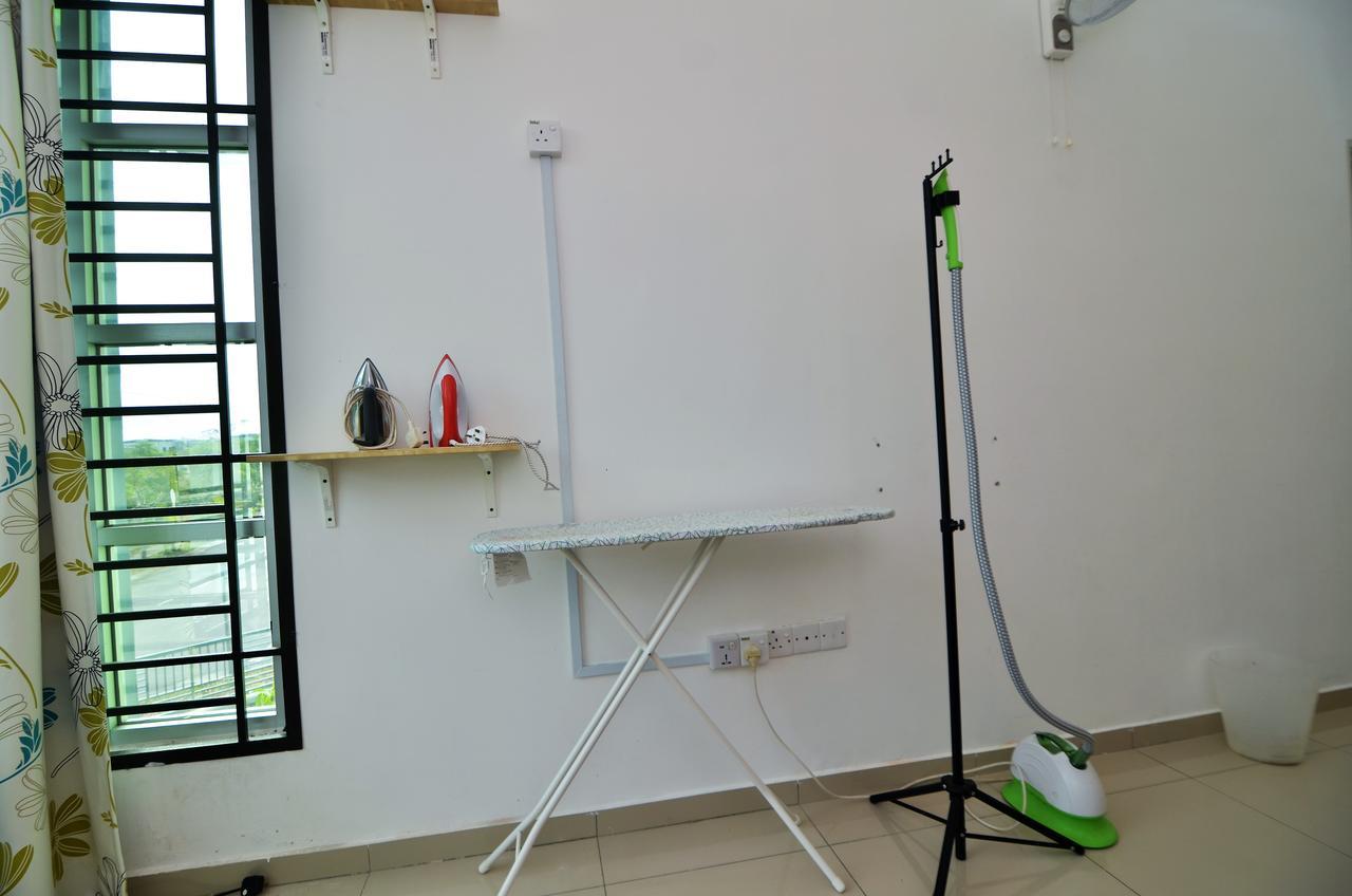 Impianacasa Kluang Homestay מראה חיצוני תמונה